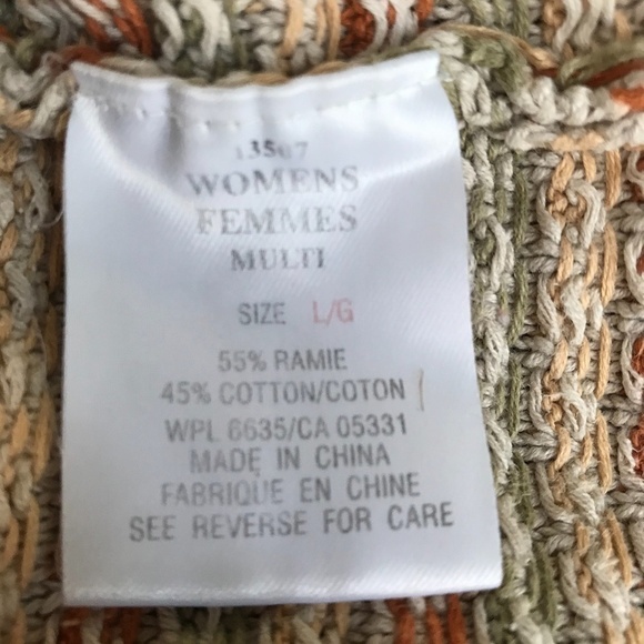 Woolrich Woven Knit Preppy V-Neck Sweater - Picture 6 of 6